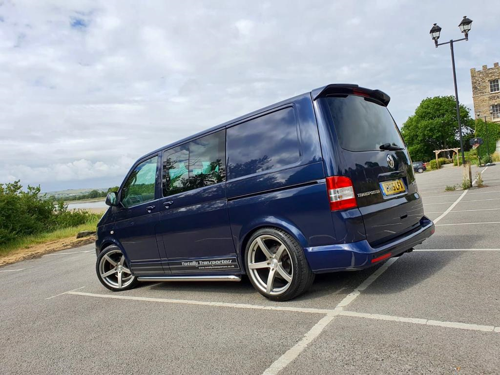 Volkswagen Transporter T5 Kombi Bus